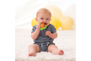 Šest znakova da vašoj bebi rastu zubići