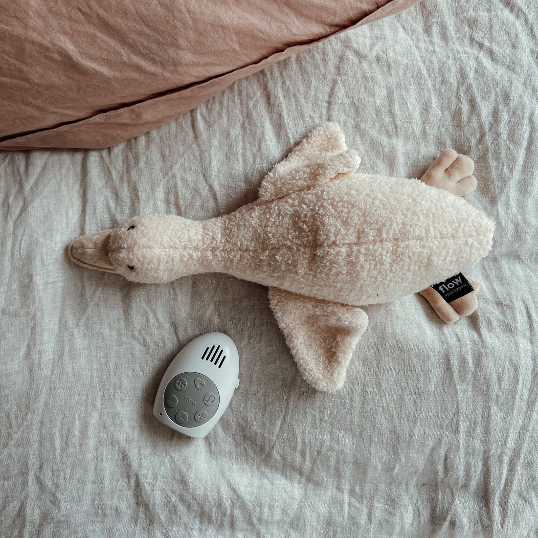 Flow Amsterdam igračka za uspavljivanje Liva, 18x28x13cm