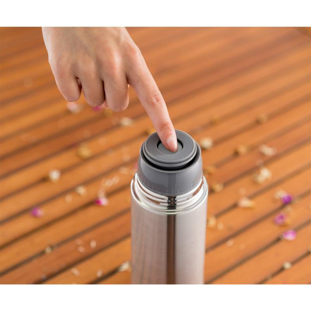 Reer termos od nerdajuceg čelika 0,75l