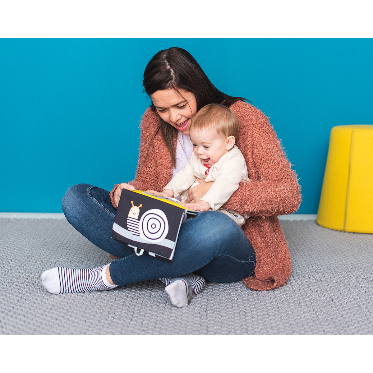 Taf Toys edukativna knjiga