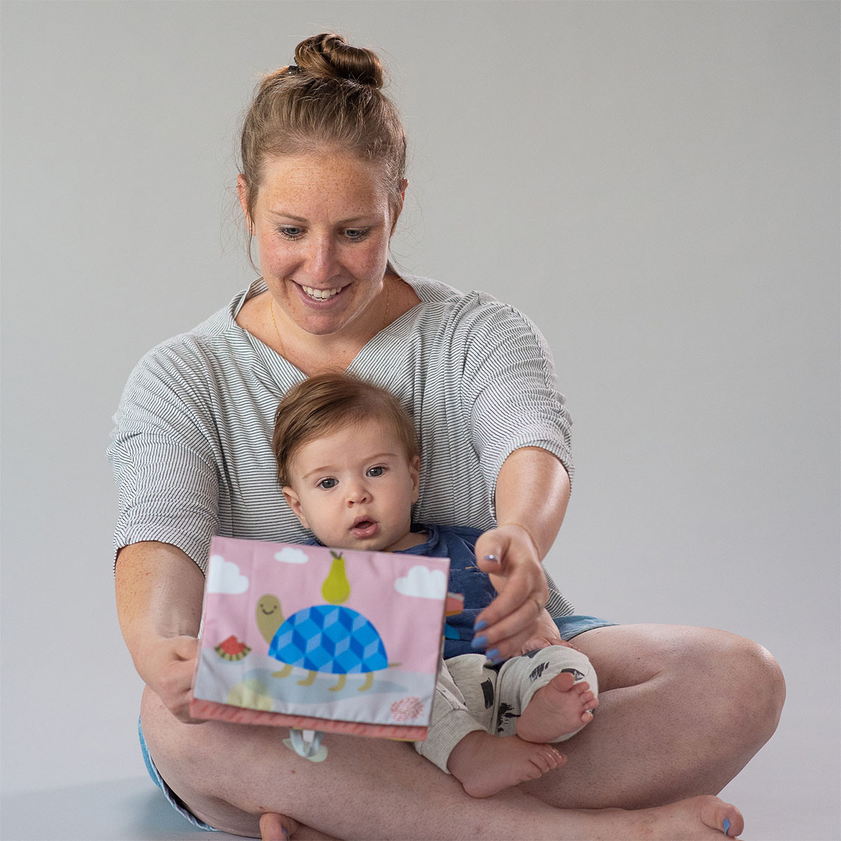 Taf Toys edukativna knjiga