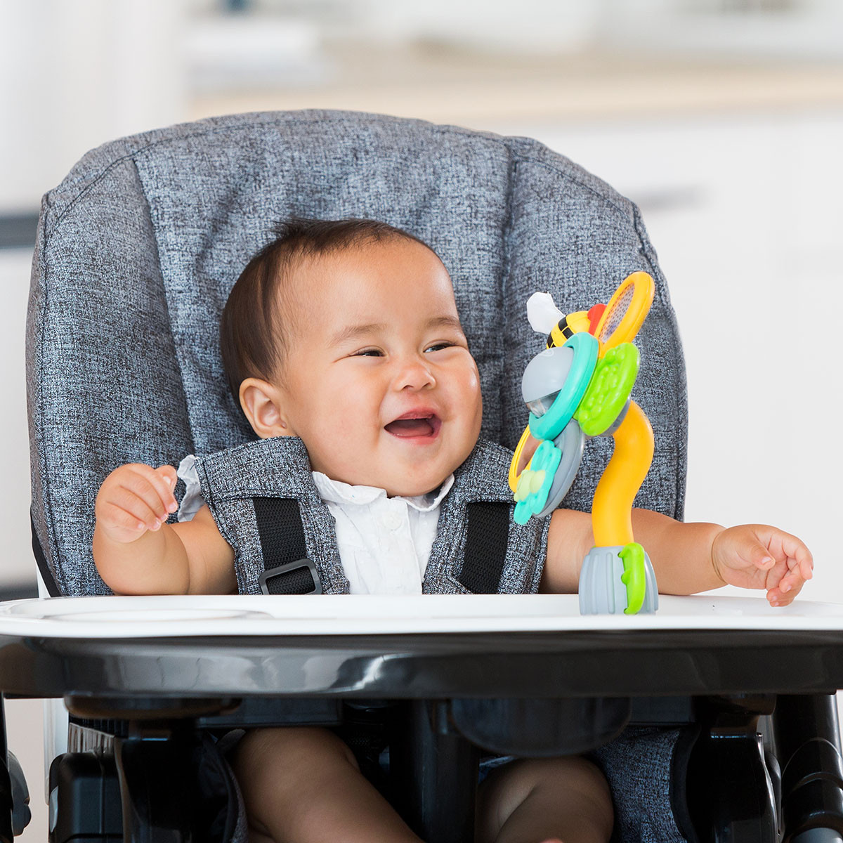 Infantino zvečka Cvet