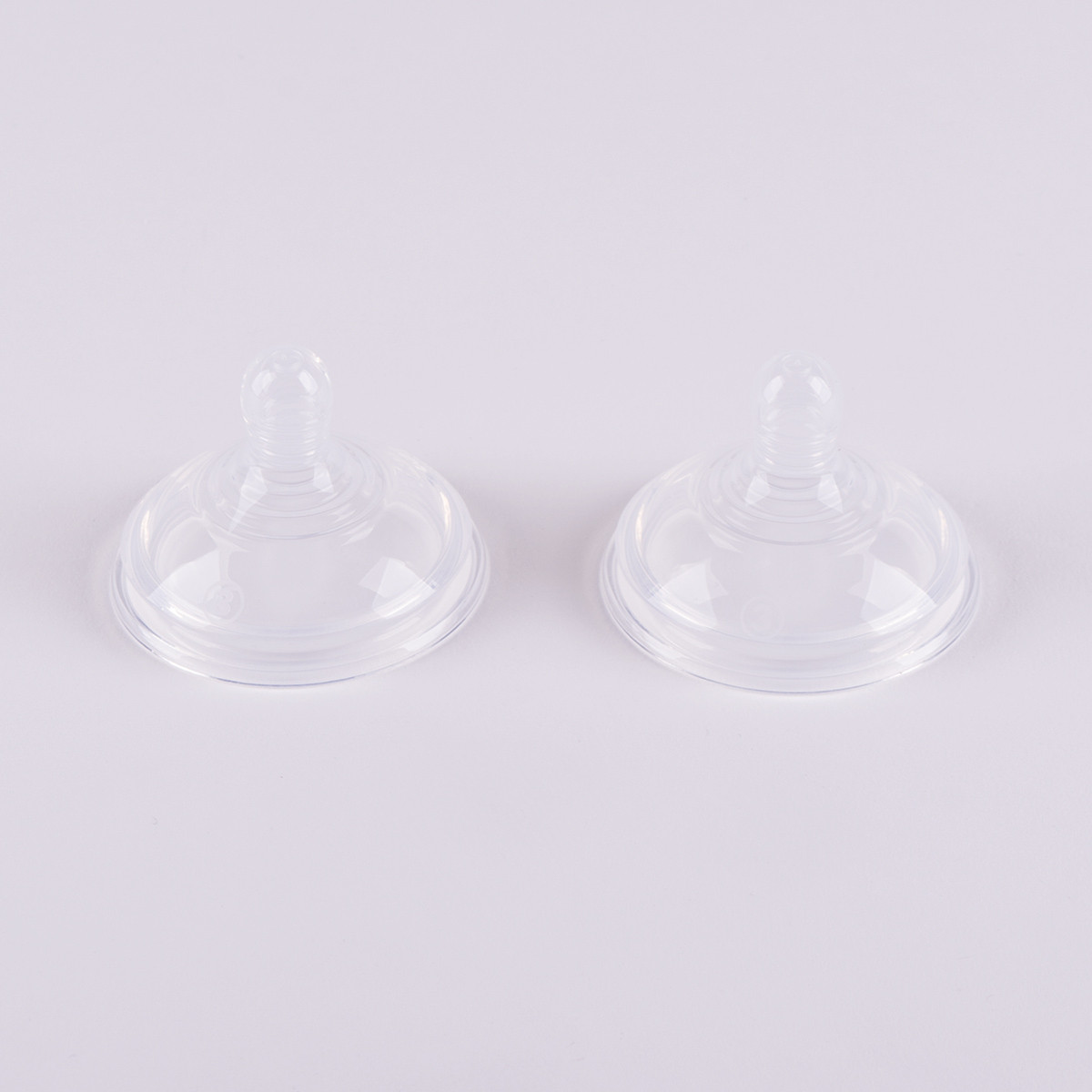 Tommee Tippee Anti-colic cuclasrednji protok 2/1, 3m+