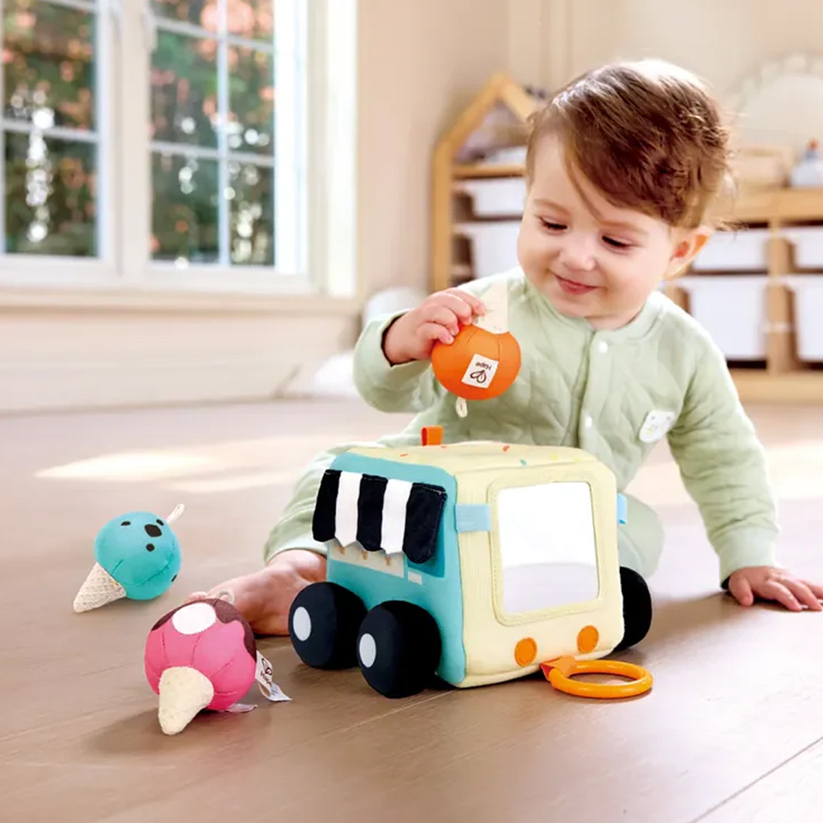 Hape sorter Kamion za sladoled
