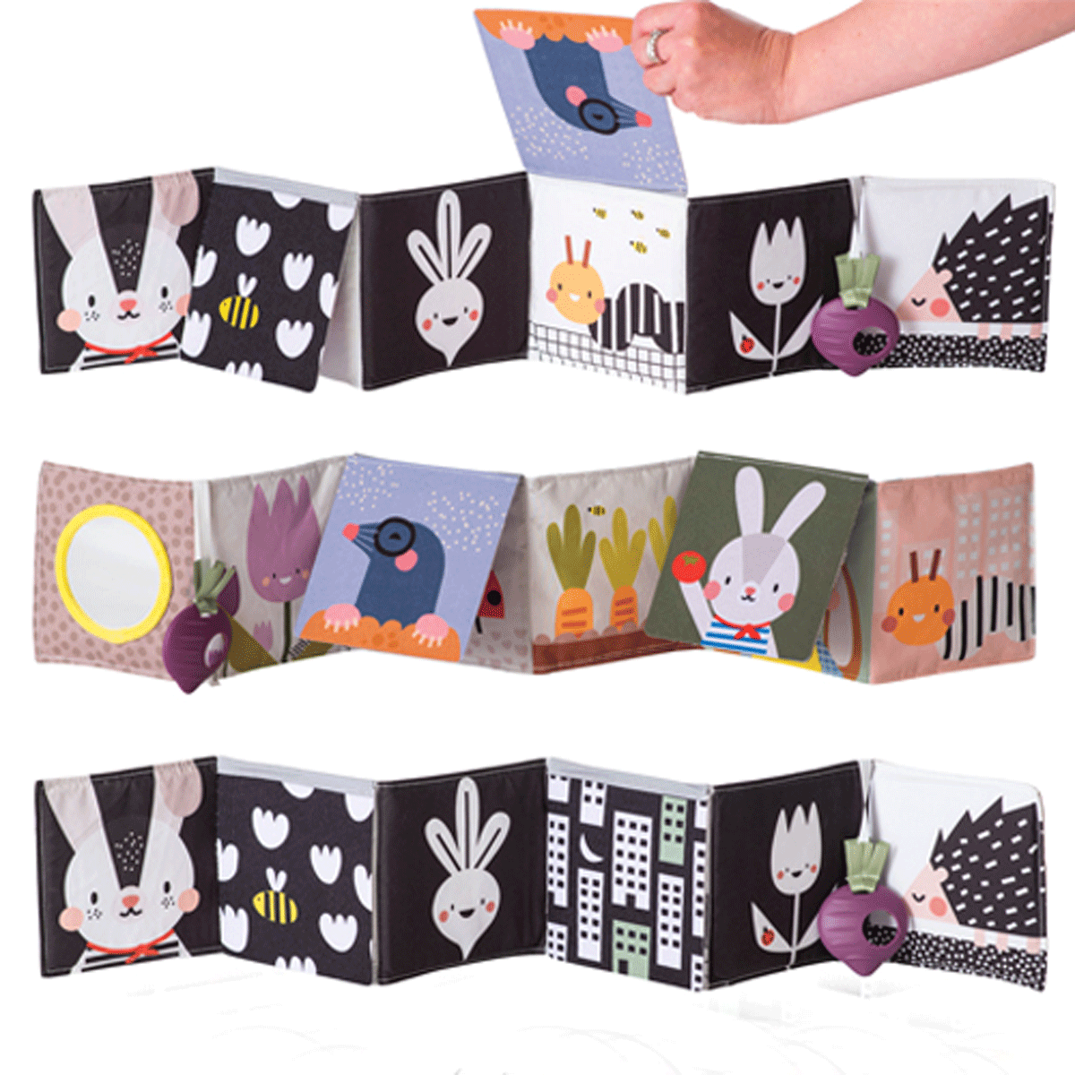 Taf Toys knjiga za krevetac