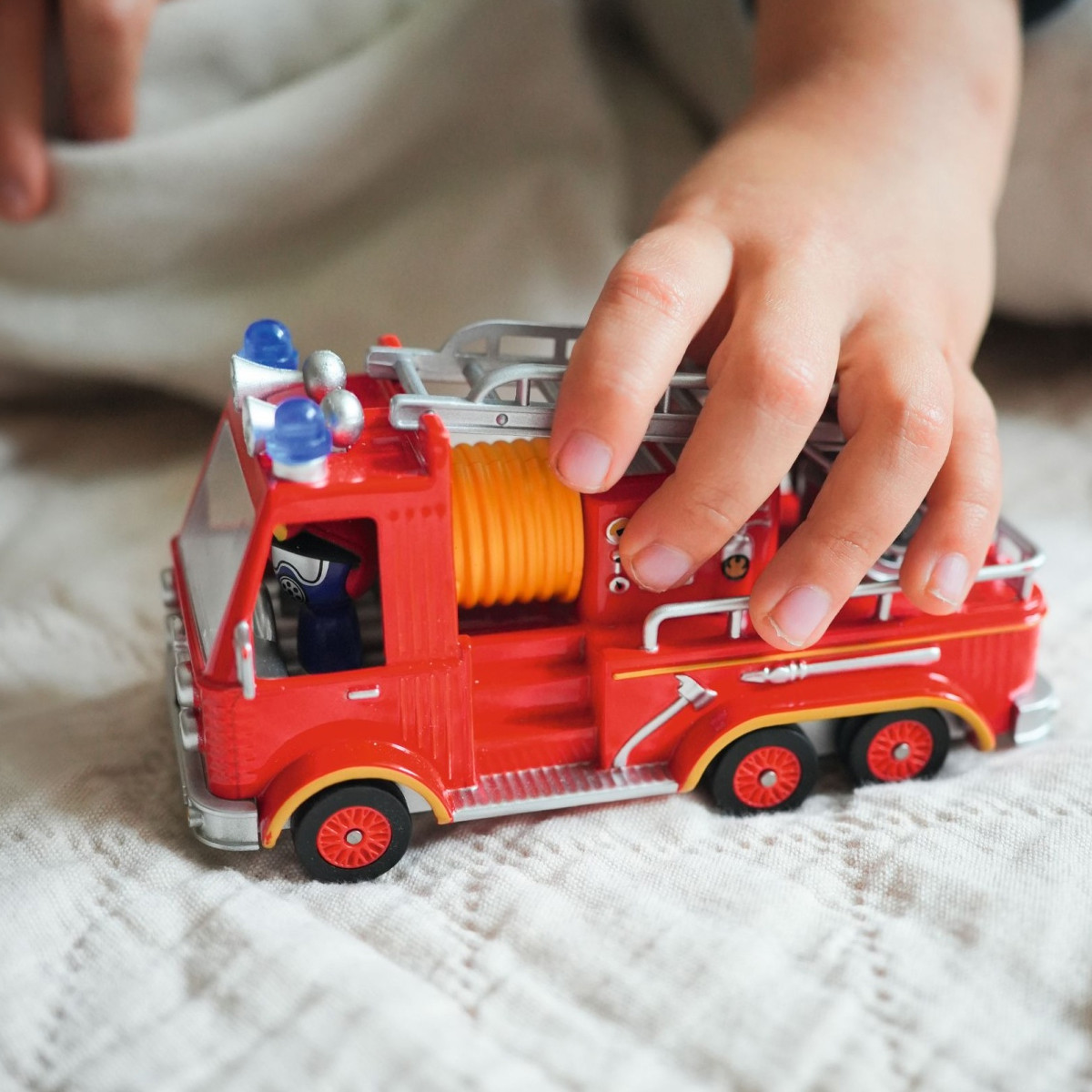 Djeco igračka vatrogasni kamion