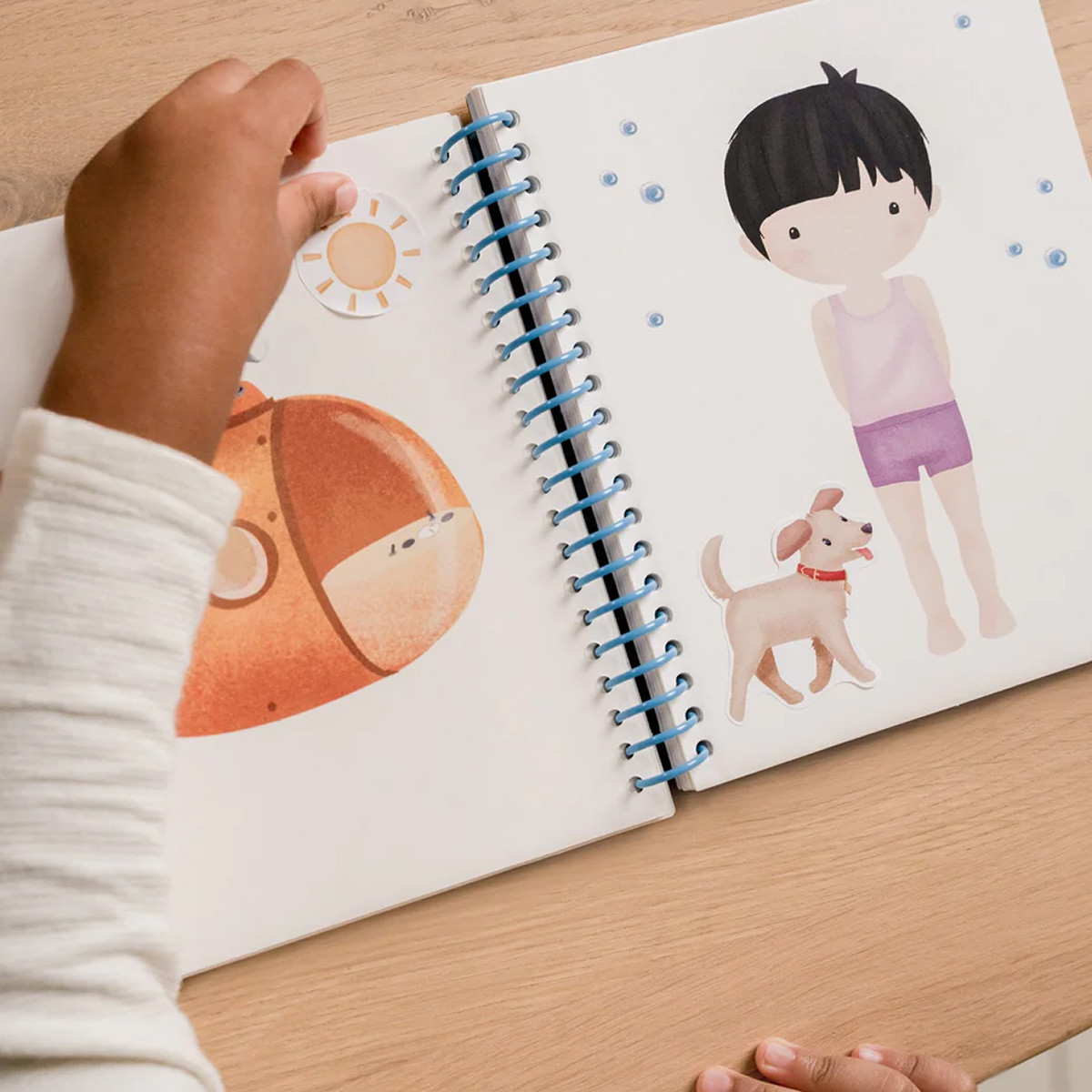 Little Dutch knjiga sa nalepnicama