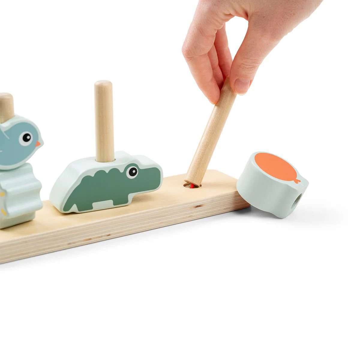 Done by Deer drvene figure