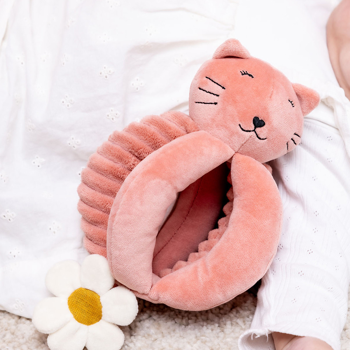 Trixe plišana igračka maca