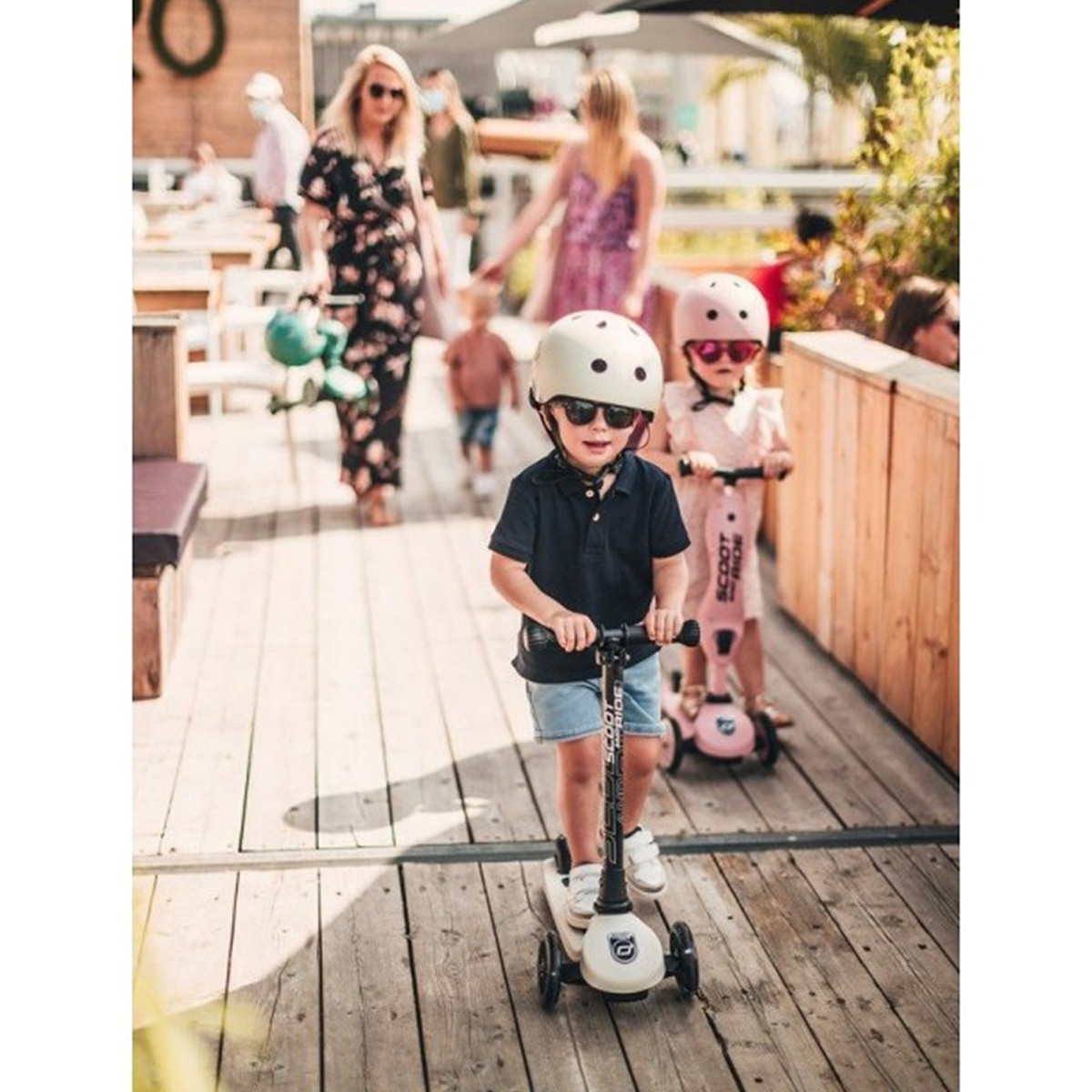 Scoot and Ride trotinet Highwaykick 3 Led Ash