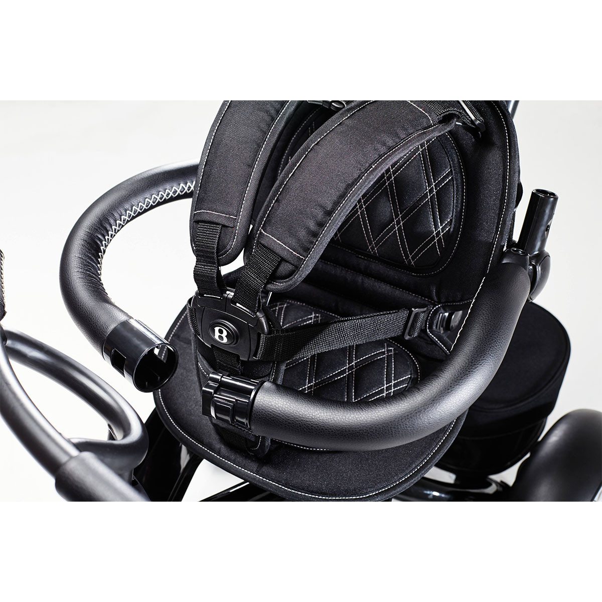Bentley tricikl Onyx Black 6/1