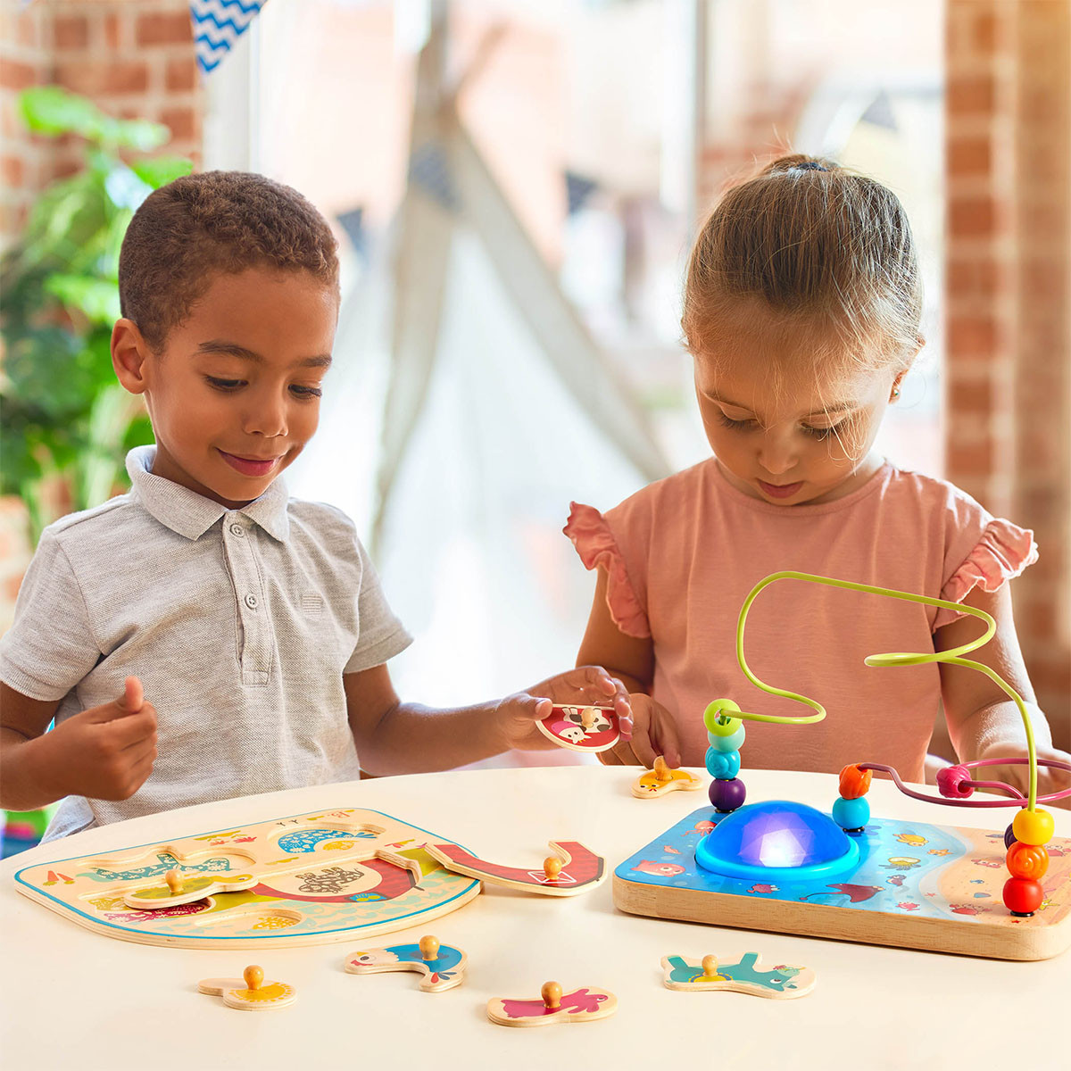 B toys drvena edukativna igračka