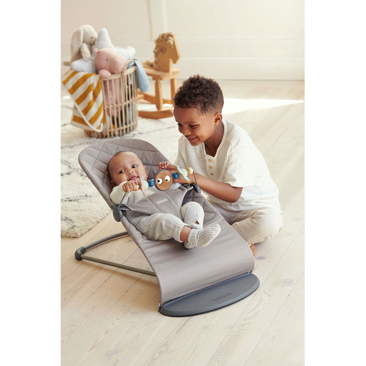 BabyBjörn igračka za njihalicu