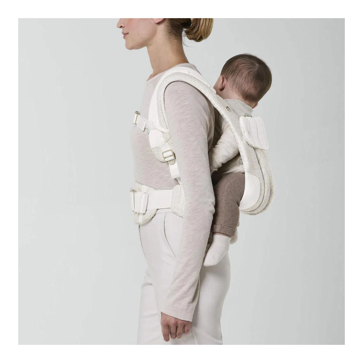 Cybex kengur nosijka Coya Cream White