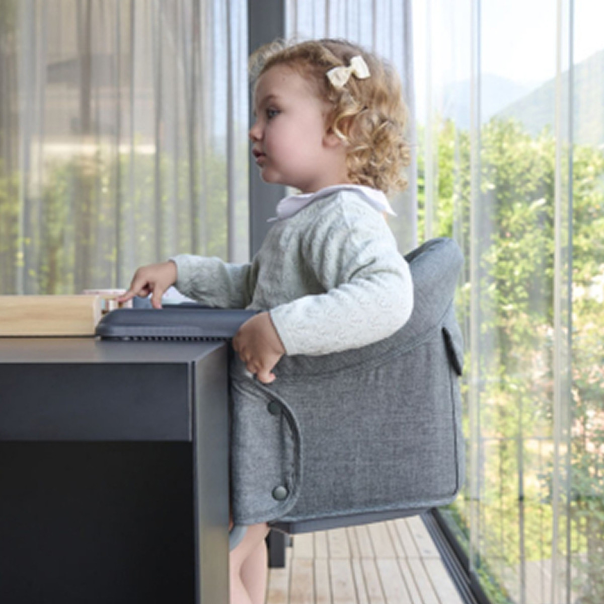 Inglesina hranilica za sto charcoal