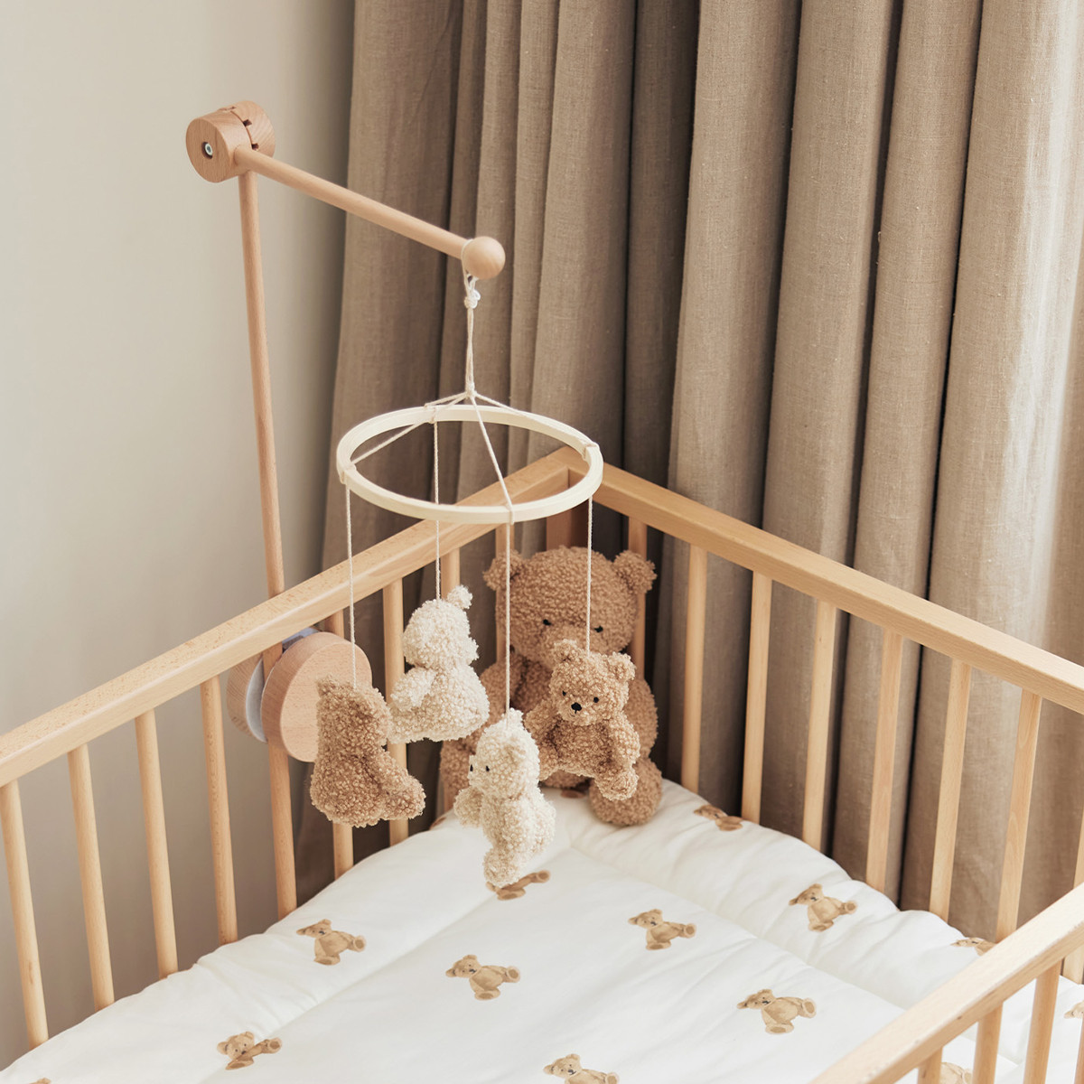 Jollein igracke za vrtešku