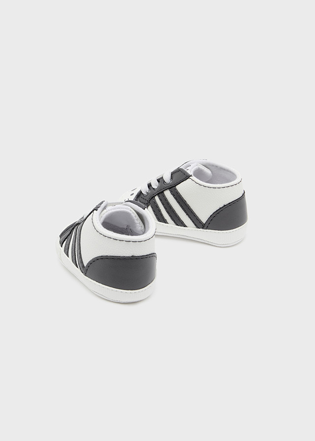 Mayoral nehodajuće, 15-19