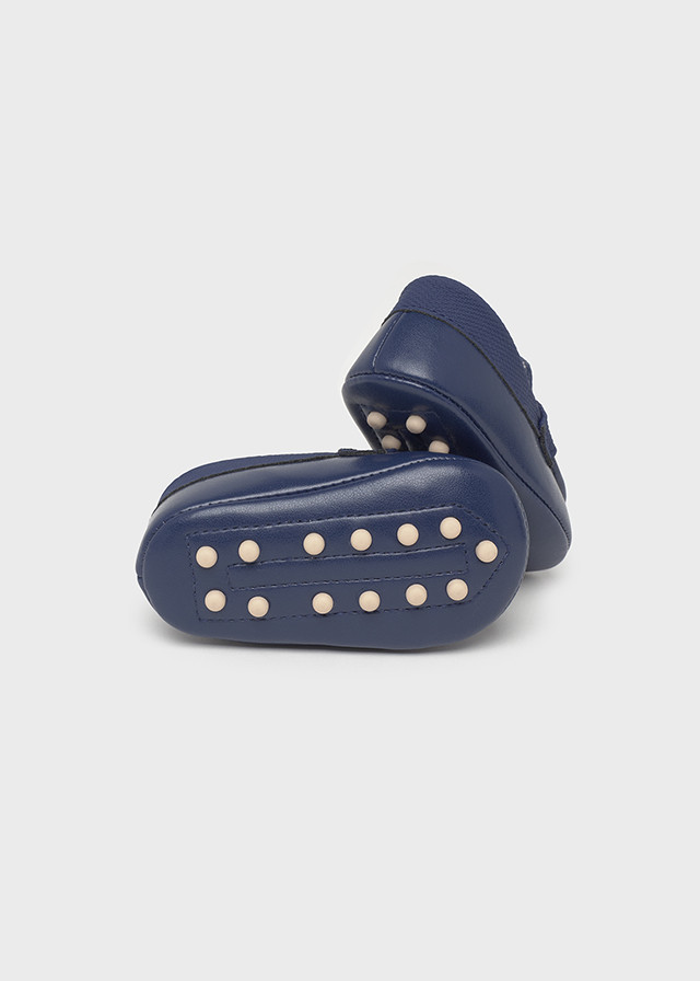 Mayoral nehodajuće, 16-19