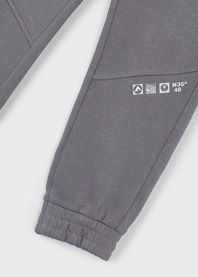 Mayoral donji deo trenerke,3-6g