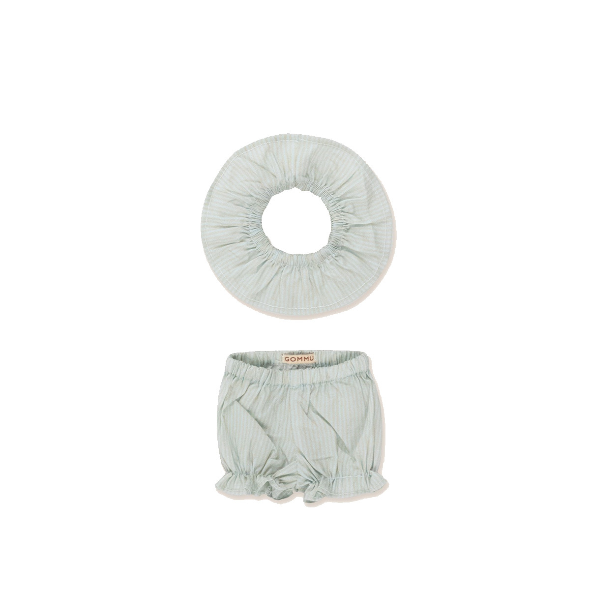 Gommu garderoba za lutku