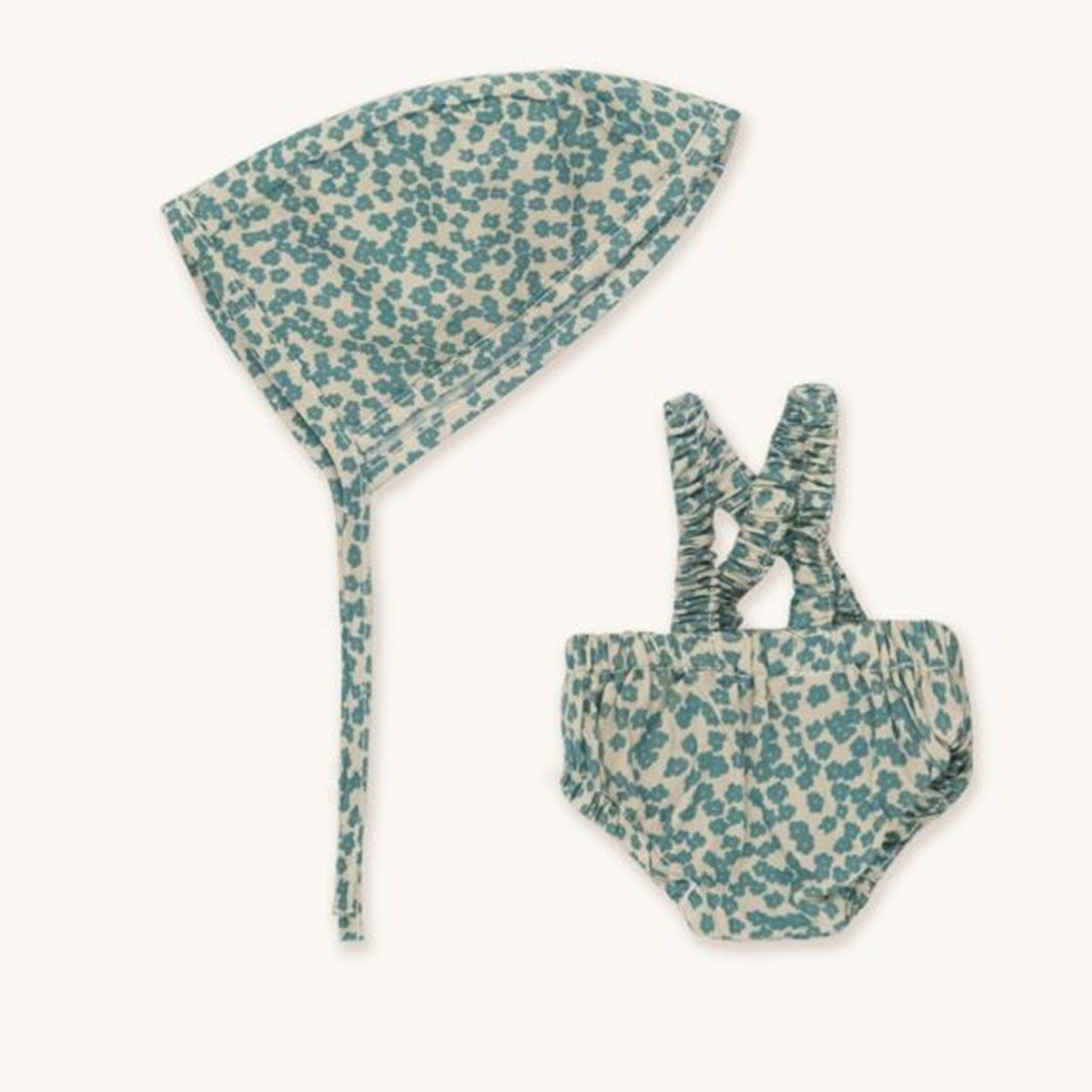 Gommu garderoba za lutku