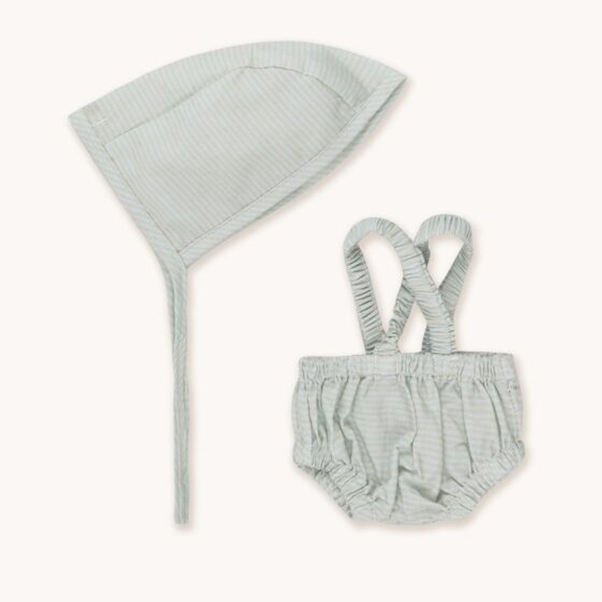 Gommu garderoba za lutku