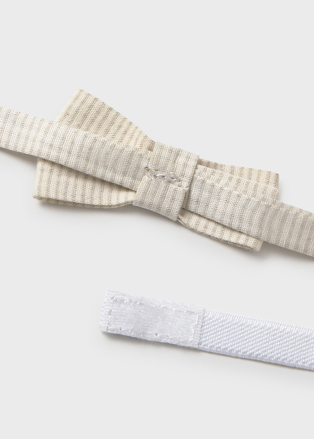 Mayoral tregeri sa leptir mašnom