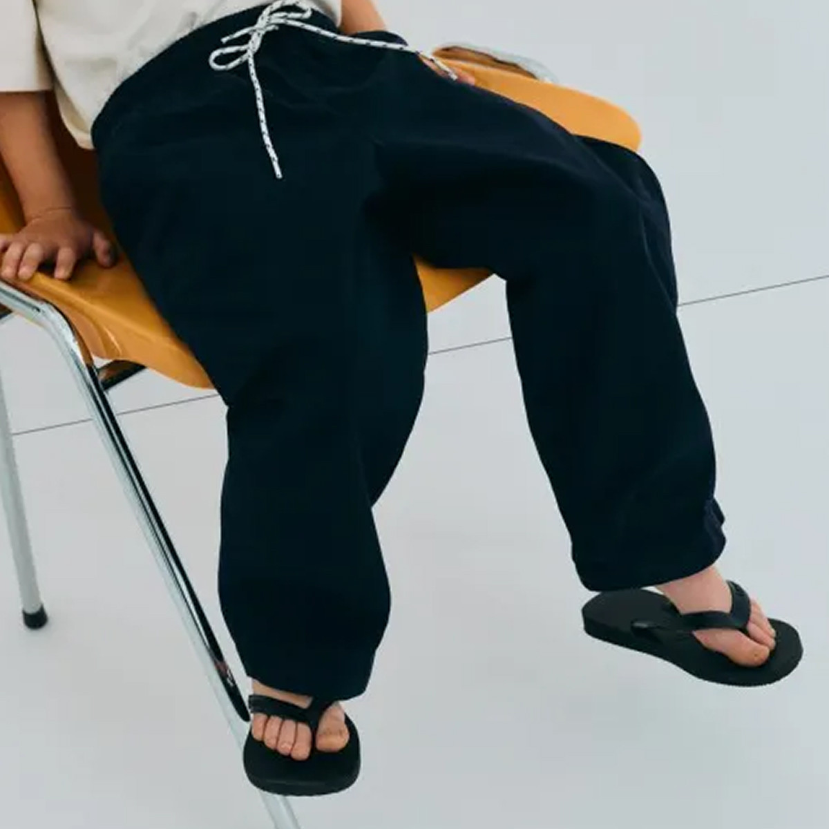The New Society pantalone 2-14