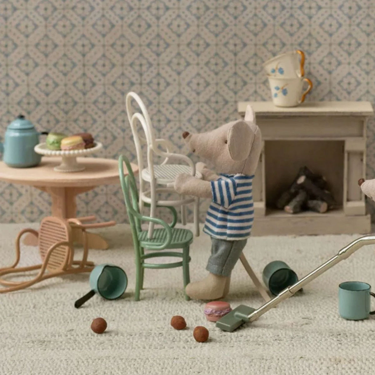 Maileg stolica za igračke 8.5x4.5x3.5cm