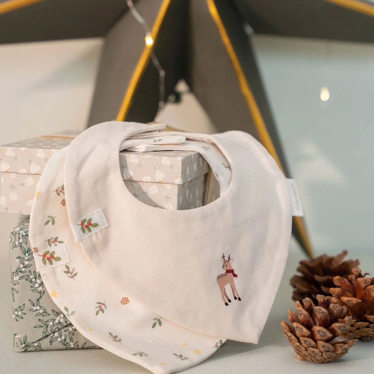 Little Dutch portikla