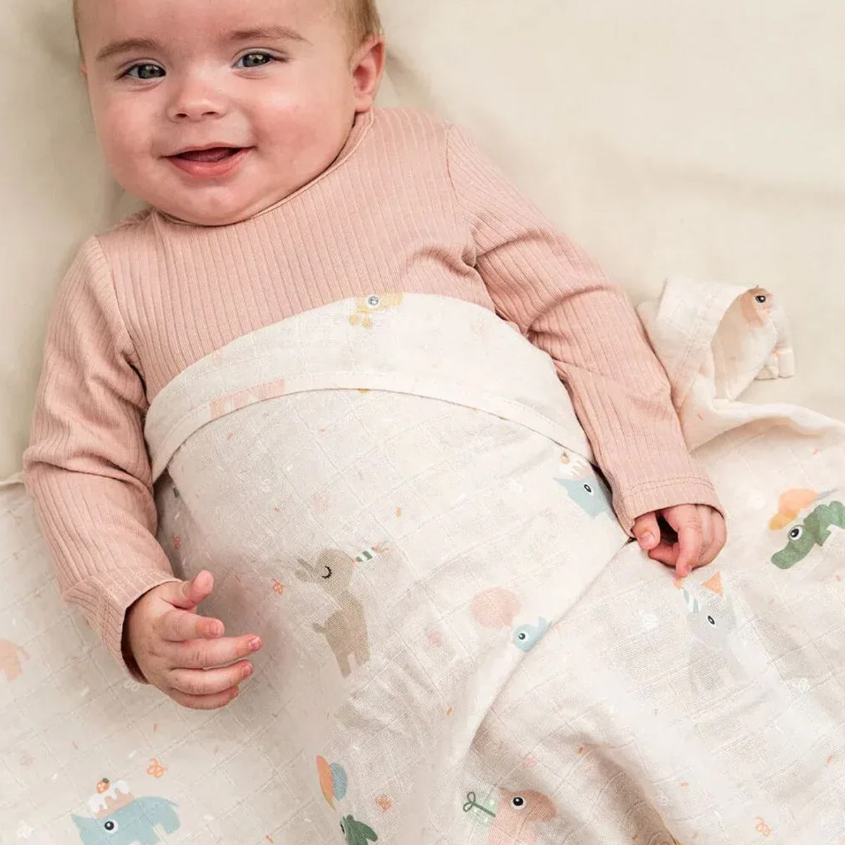 Done By Deer pelena 120x120cm