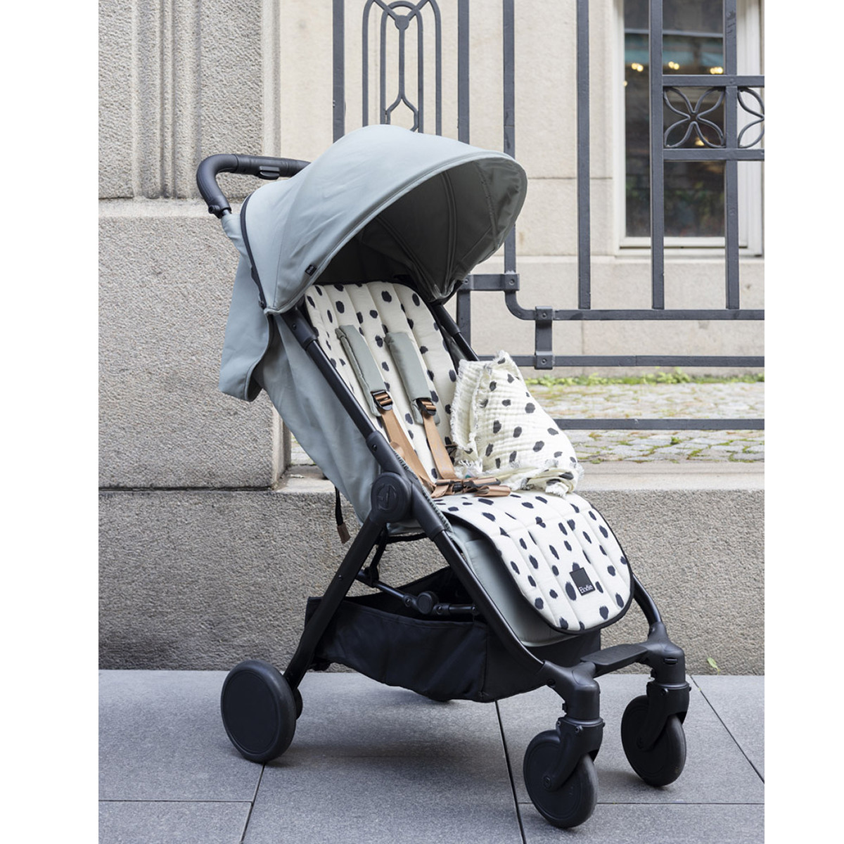 Elodie Details podloga za kolica