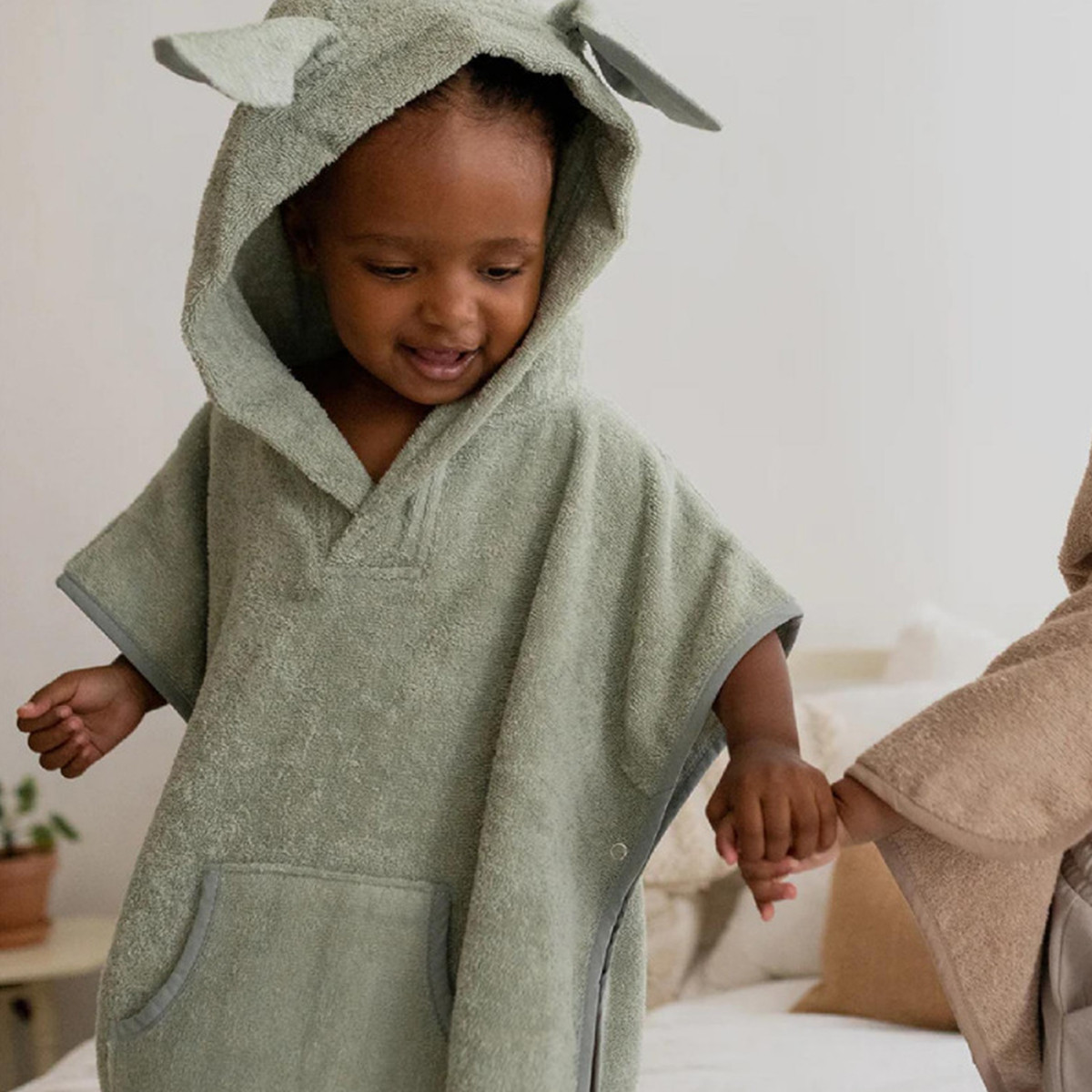 Bibs pončo Kangaroo Vanilla, 0-2g