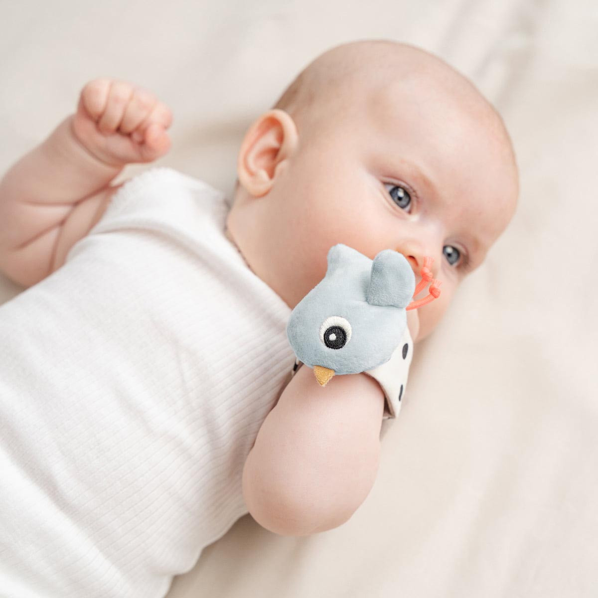 Done by Deer narukvica zvečka