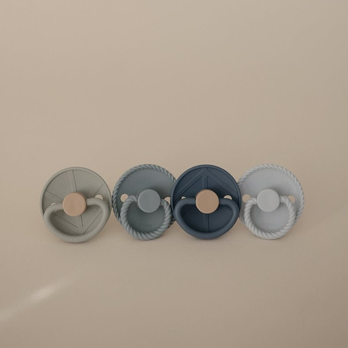 Frigg varalica Skyline Serenity 4/1, 0-6m