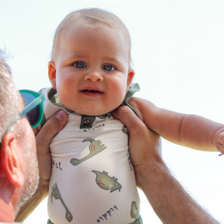 Just kiddin baby bodi 