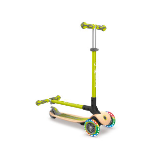 Globber Primo drveni trotinetsa sklapanjem i svetlima
