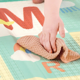 Hape penasta podloga za igru