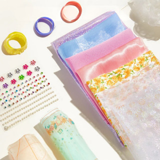 Mideer obuci devojčicu