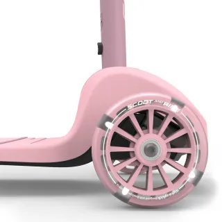 Scoot and Ride Highway kick 3SRose