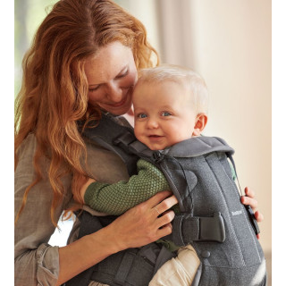 BabyBjörn nosiljka One tamno siva