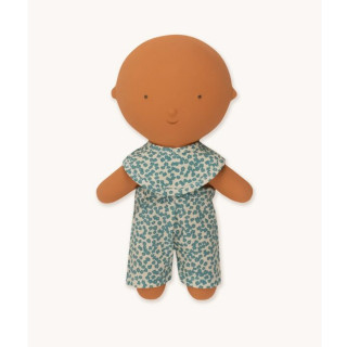 Gommu garderoba za lutku