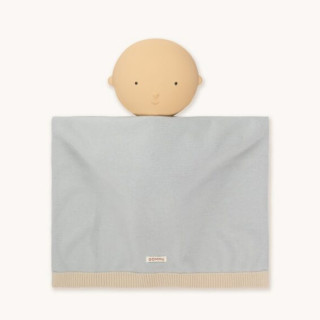 Gommu garderoba za lutku