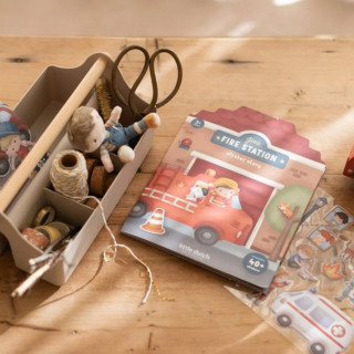 Little Dutch knjiga sa nalepnicana