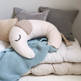 Done by Deer jastuk za dojenje