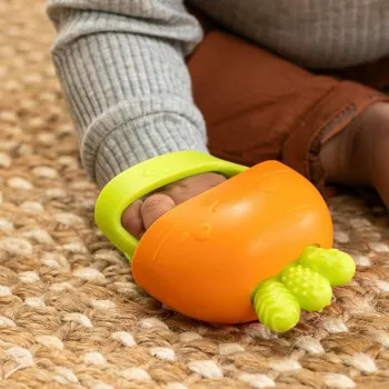 Infantino bebi rukavica glodalica