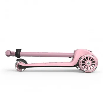 Scoot and Ride Highway kick 3SRose