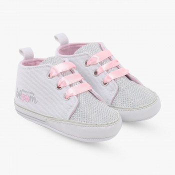 Jungle nehodajuće, S-M