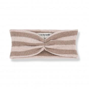 One more in the family traka za glavu