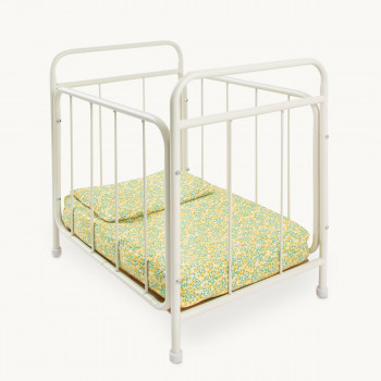 Gommu krevetac za lutke